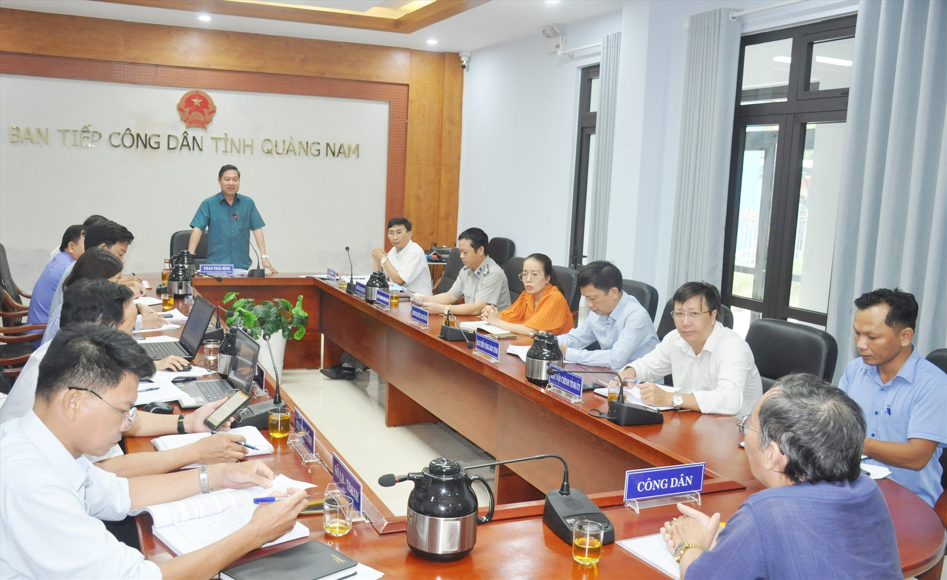 Đại biểu Quốc hội tỉnh Phan Thái Bình - Chủ nhiệm Ủy ban Kiểm tra Tỉnh ủy chủ trì buổi tiếp dân định kỳ tháng 8/2023. Ảnh: N.Đ