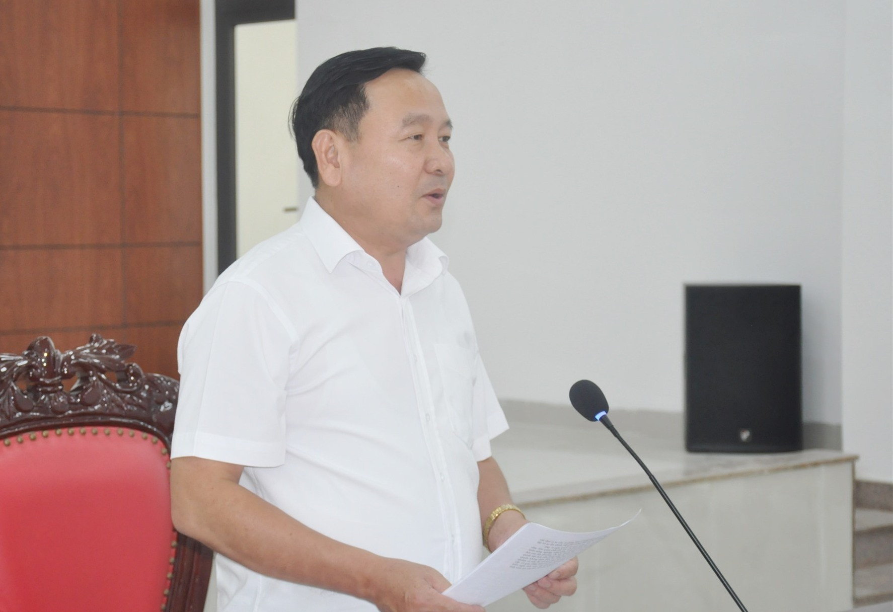 Phó Chủ tịch HĐND tỉnh Nguyễn Công Thanh chủ trì cuộc giám sát tại Phước Sơn. Ảnh: N.Đ