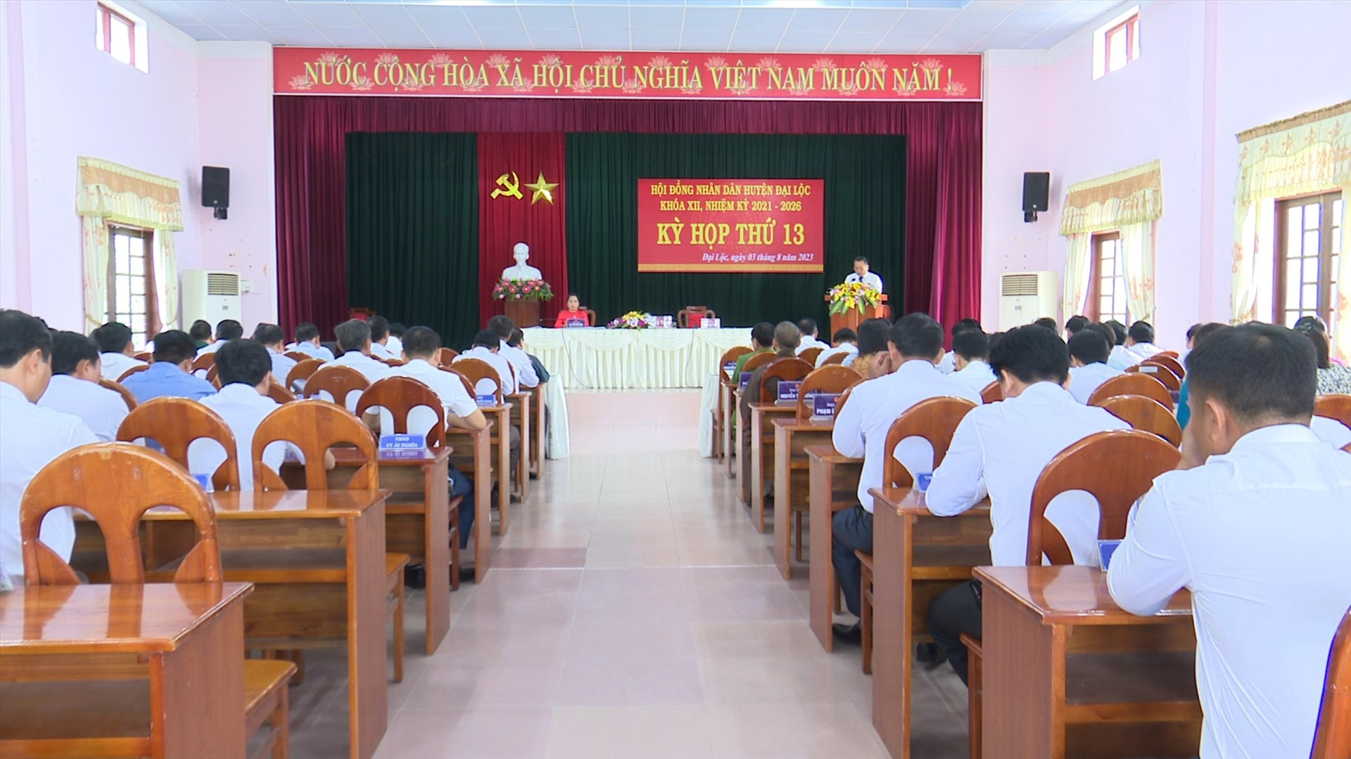 Quang cảnh kỳ họp HĐND huyện Đại Lộc. Ảnh: N.P