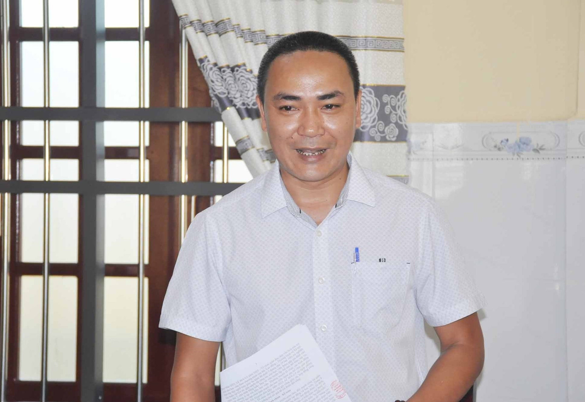 Ông Nguyễn Thành Trung - Giám đốc Cơ sở cai nghiện Quảng Nam báo cáo tình hình, kết quả thực hiện công tác 8 tháng đầu năm với đoàn công tác. Ảnh: N.Đ