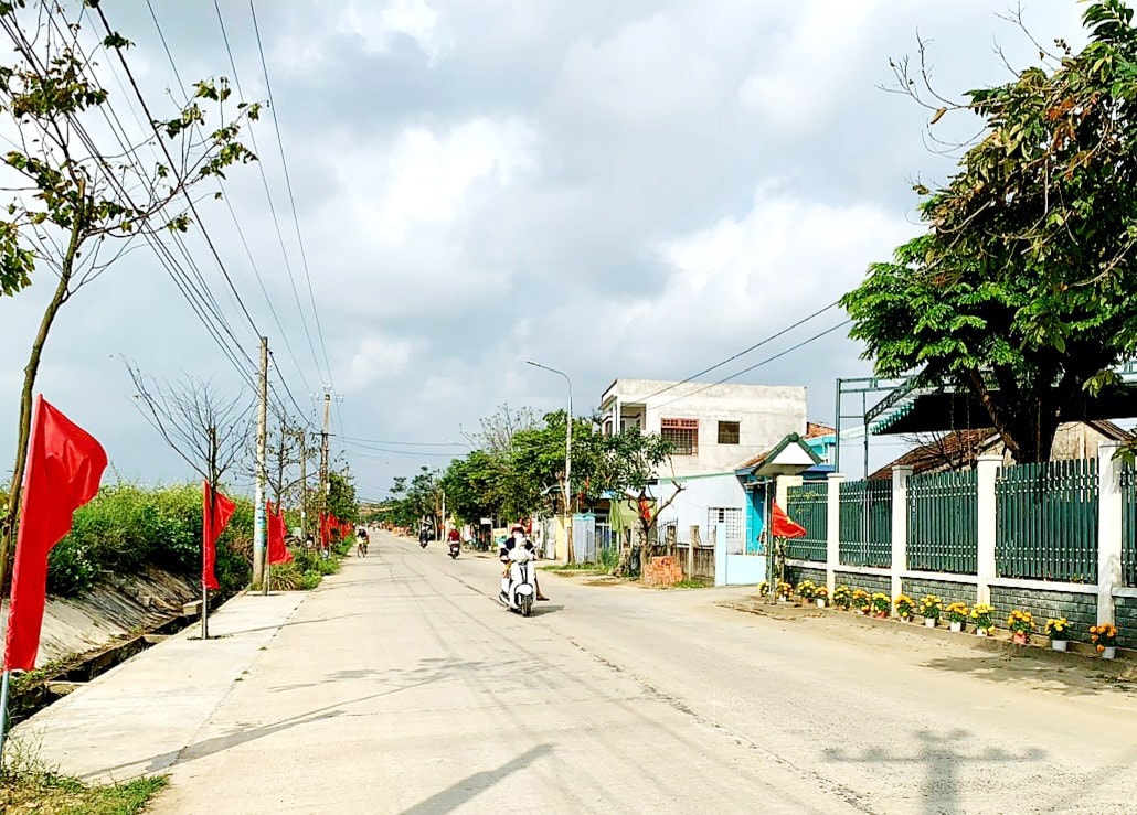 Diện mạo thôn Câu Lâu Đông (xã Duy Phước, Duy Xuyên) ngày càng khởi sắc. Ảnh: H.N