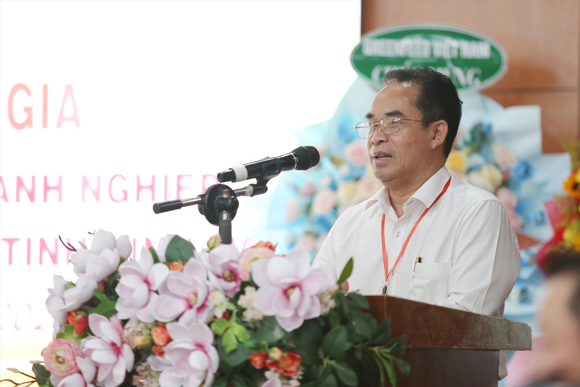 Phó Chủ tịch UBND tỉnh Trần Anh Tuấn phát biểu tại hội thảo. Ảnh: D.L