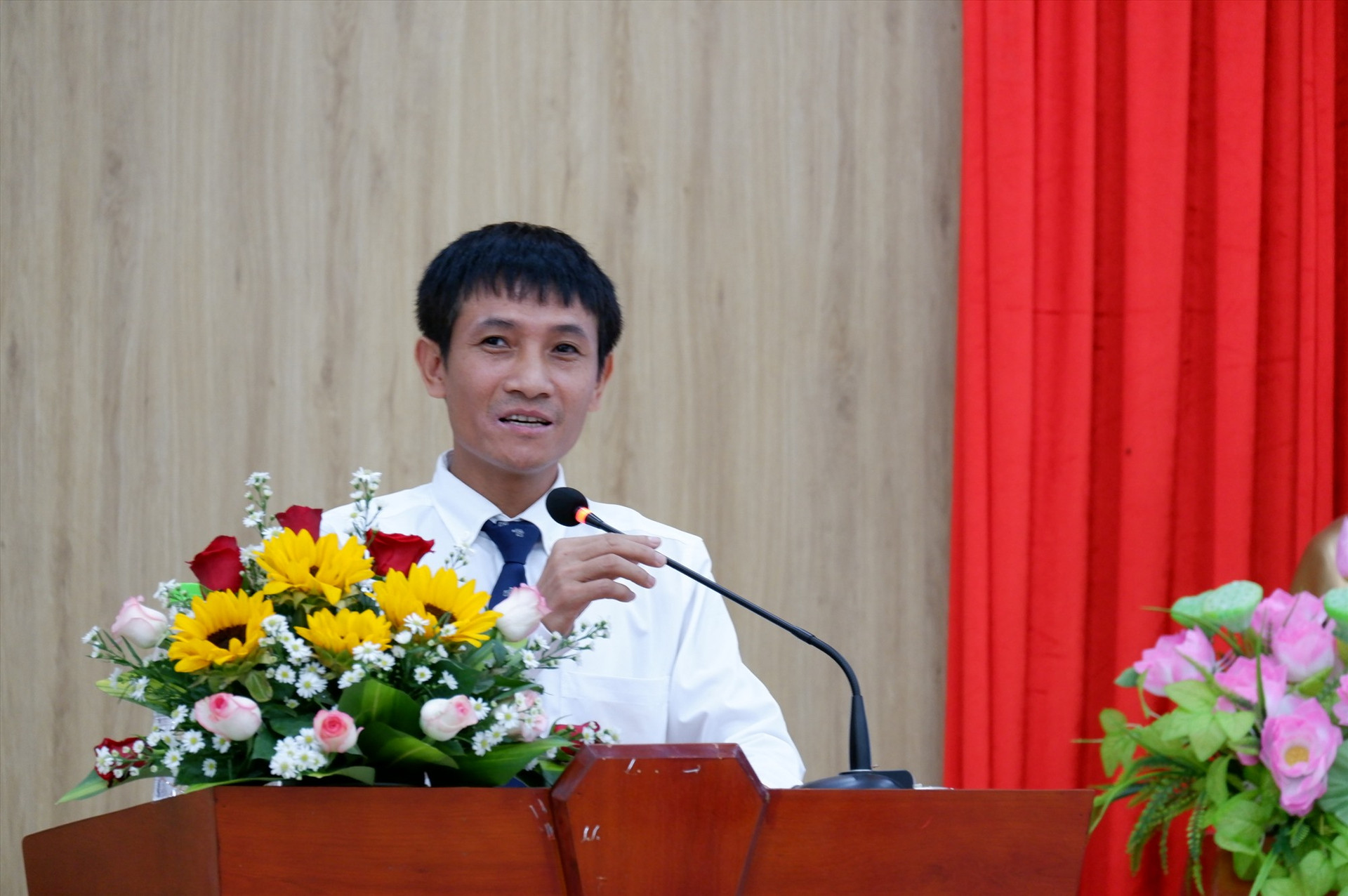 TS. Đinh Việt Hòa - Chủ tịch Hiệp hội Khởi nghiệp Quốc gia là diễn giả chính tại Diễn đàn. Ảnh: X.H