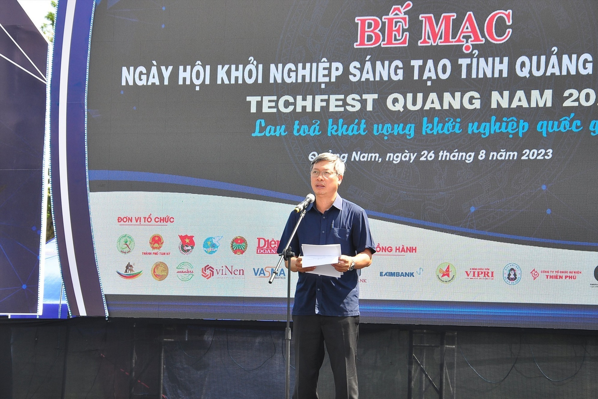 Ho Quang Buu at the TechFest Quang Nam 2023 Closing Ceremony