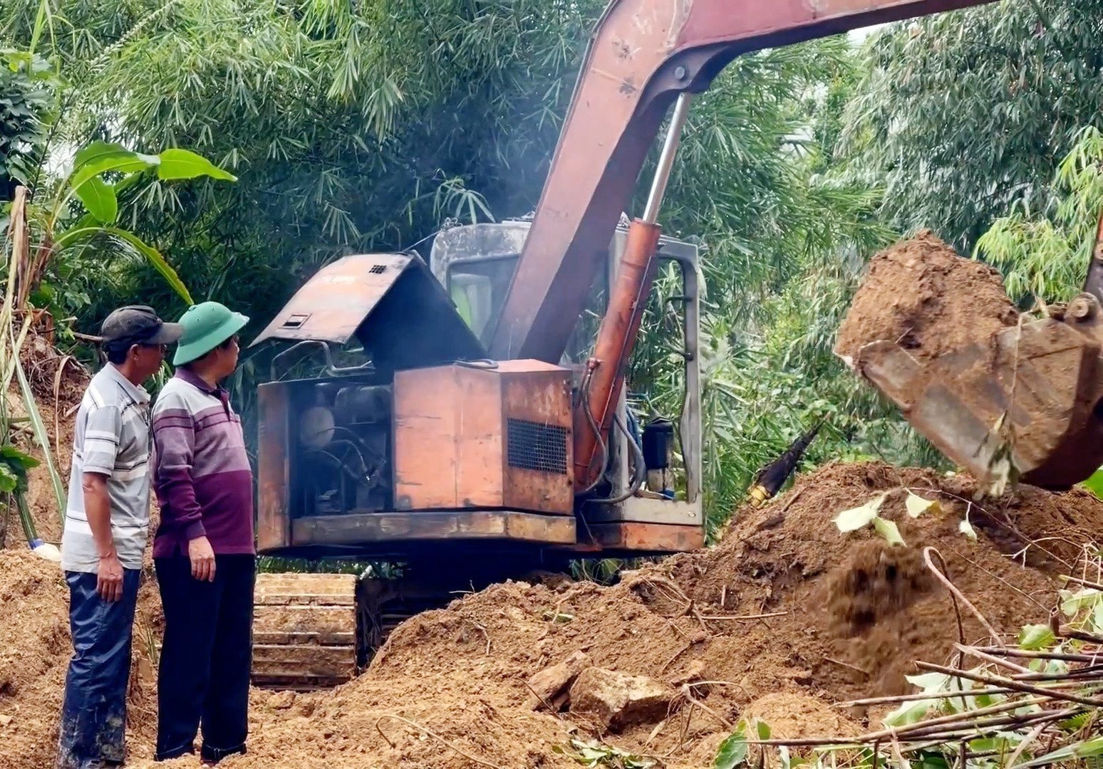 Thiên tai luôn là nỗi ám ảnh của người dân Nam Trà My nên việc chủ động phòng tránh sẽ giảm thiểu thiệt hại về người và của.Ảnh: P.T