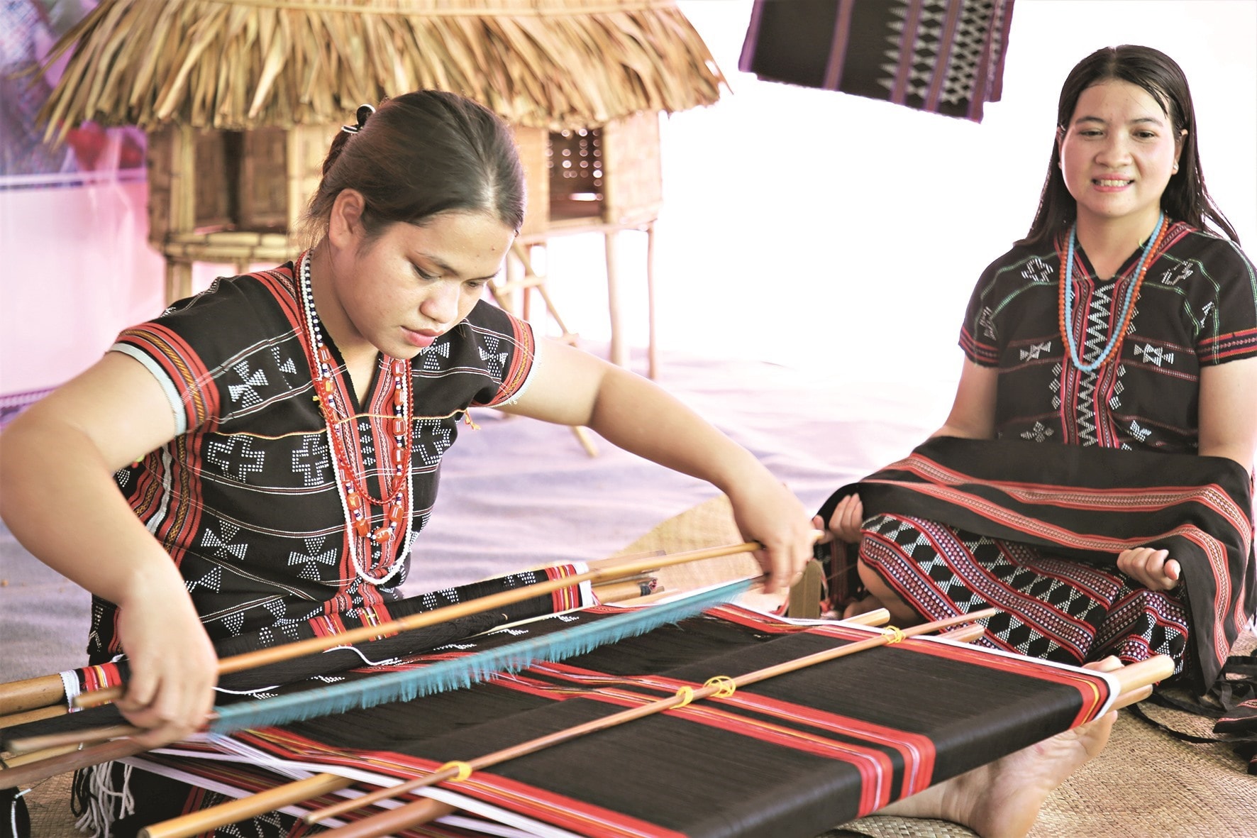 Brocade weaving