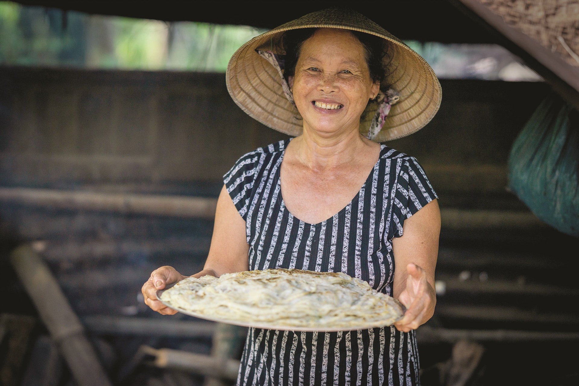 Mâm bánh xèo quê.