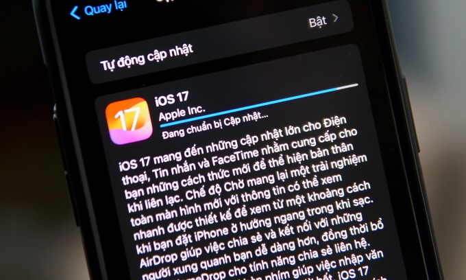 iOS 17 trên iPhone 14 Pro Max. Ảnh: Lưu Quý