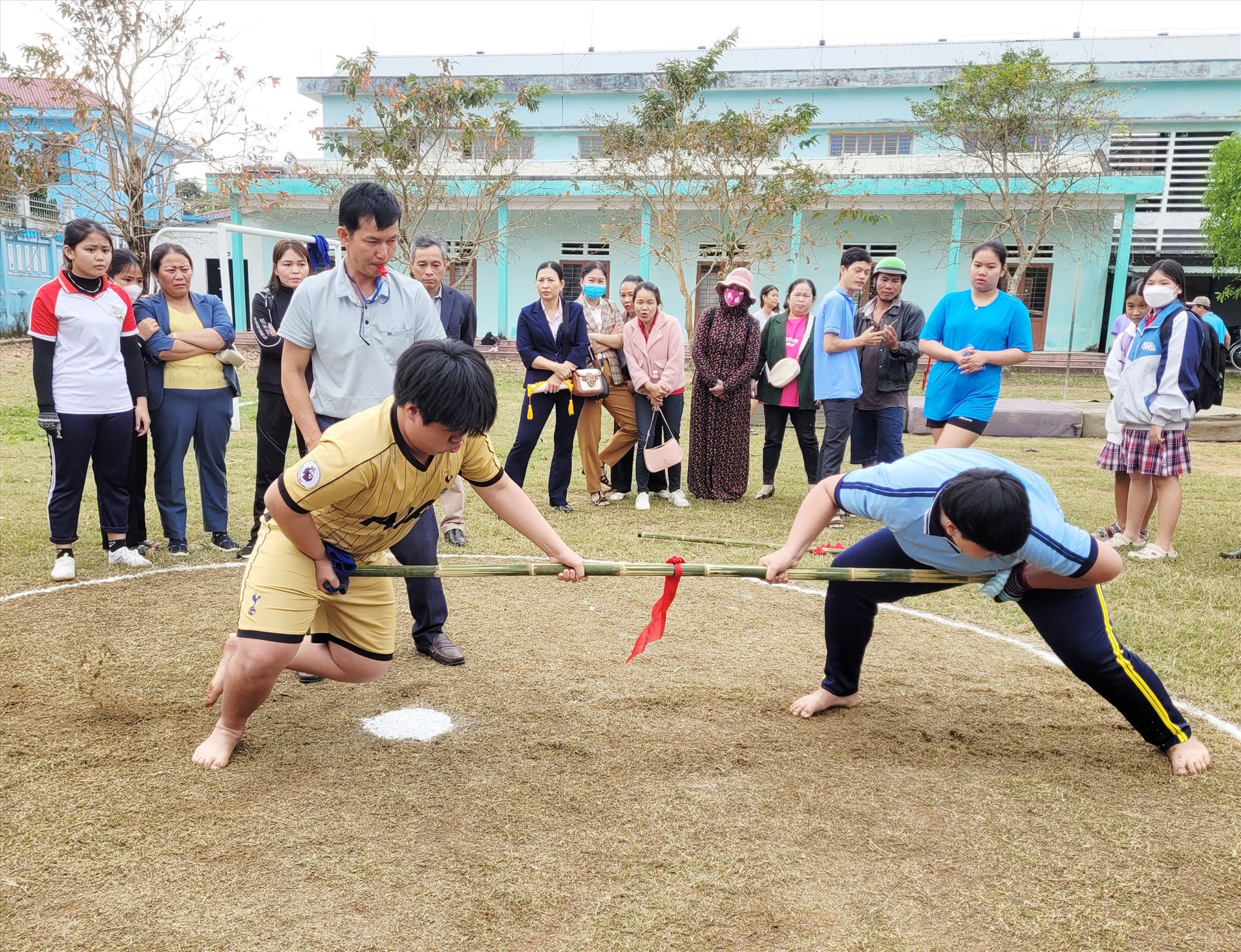 Hằng năm, ngành giáo dục huyện Nông Sơn định kỳ tổ chức giải thể thao cho học sinh. Ảnh: T.T