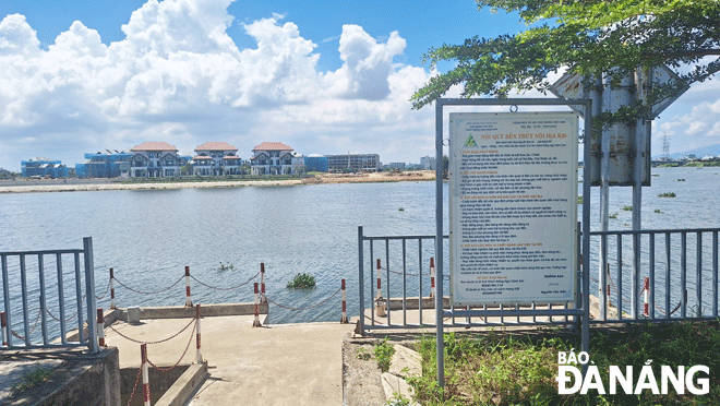 Bến thủy nội địa K20 phường Khuê Mỹ, quận Ngũ Hành Sơn. Ảnh: THU HÀ