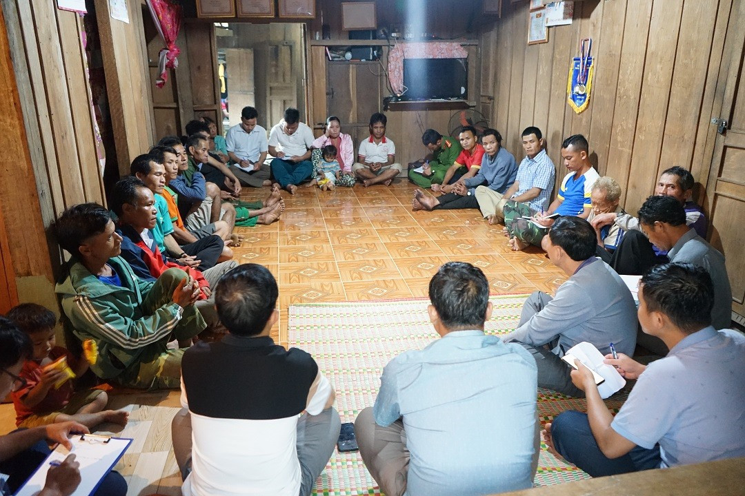 Những buổi họp đông đủ của Chi bộ thôn 4, xã Trà Dơn dưới sự điều hành của ông Trần Ngọc Quý. Ảnh: P.T