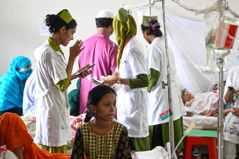 Khoa điều trị bệnh SXH tại Bangladesh. Ảnh: AFP
