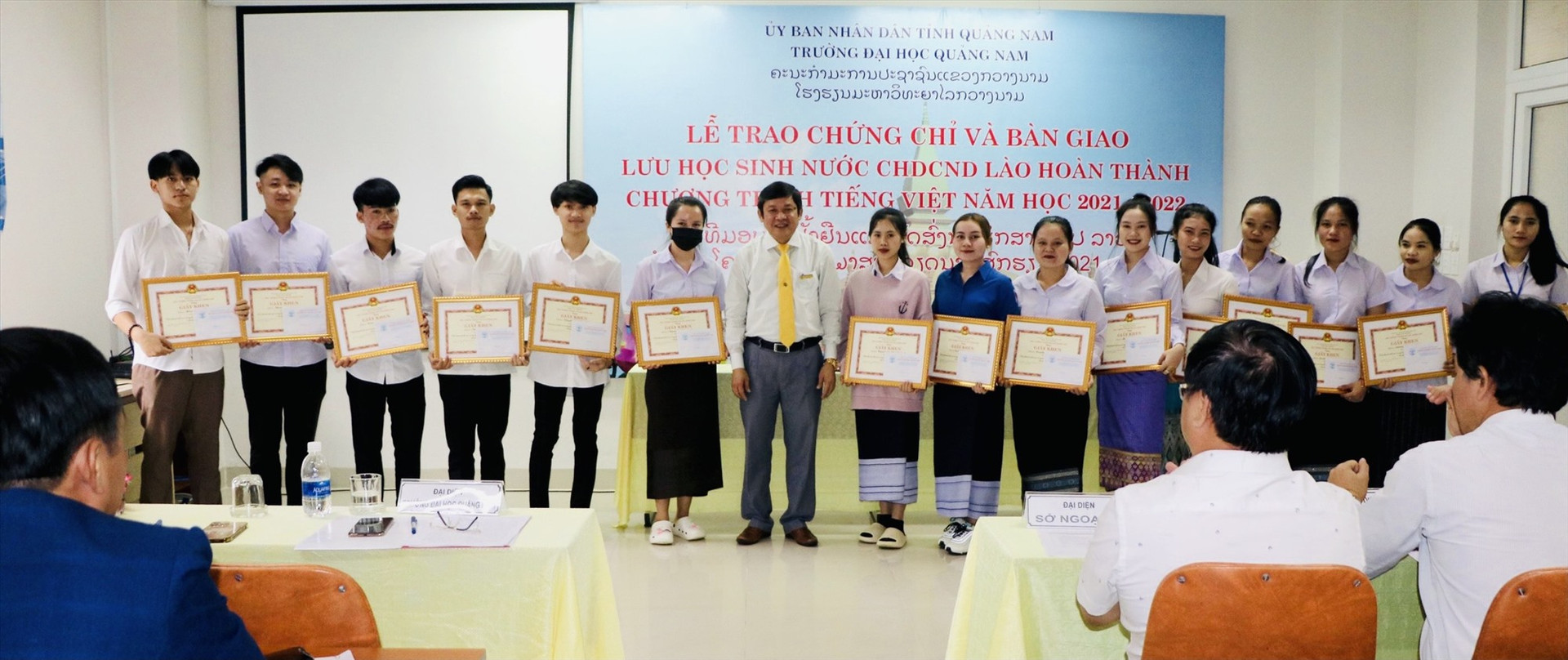 Thời gian qua, Trường Đại học Quảng Nam tiếp nhận và đào tạo nhiều lưu học sinh Lào. Ảnh: ĐHQN