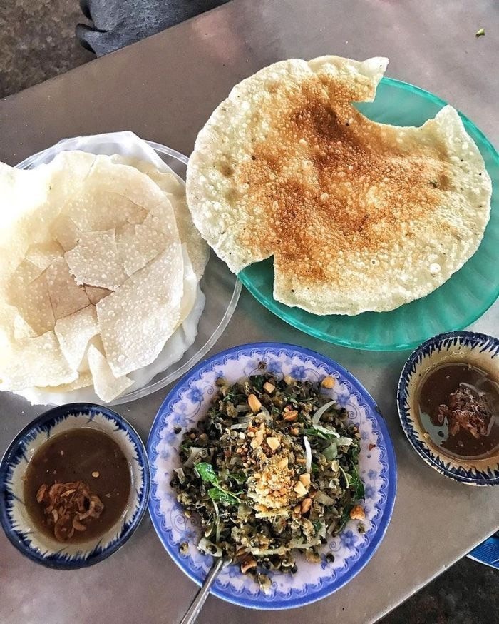 Crushed rice cracker