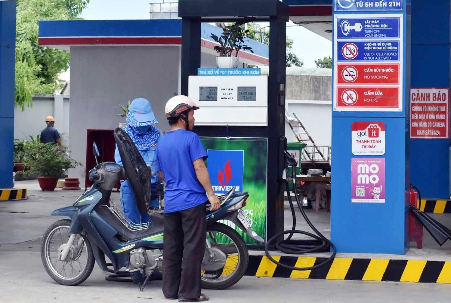 Quảng Nam tăng cường kiểm tra dảm bảo cung ứng đủ xăng dầu cho thị trường.Ảnh: K.L