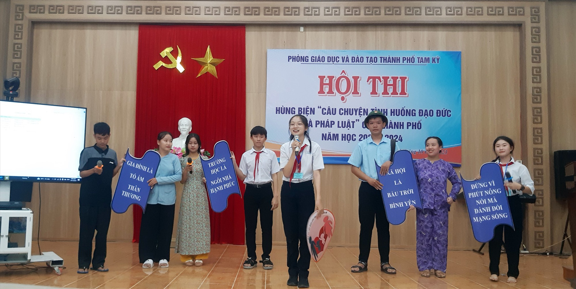 Thông điệp mang đến hội thi của Trường THCS Lê Lợi.