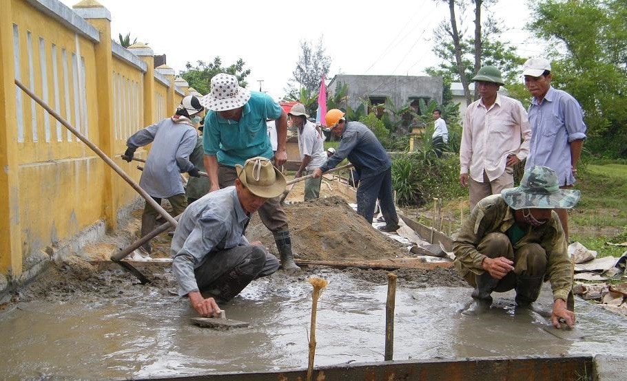 Lãnh đạo tỉnh yêu cầu các địa phương cam kết giải ngân hết kế hoạch vốn chương trình mục tiêu quốc gia đã được phân bổ. Ảnh: P.V