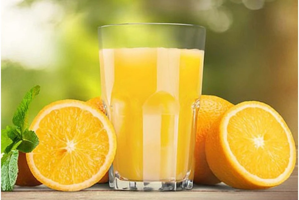 Cam chứa nhiều vitamin C tốt cho làn da ẢNH;Shutterstock