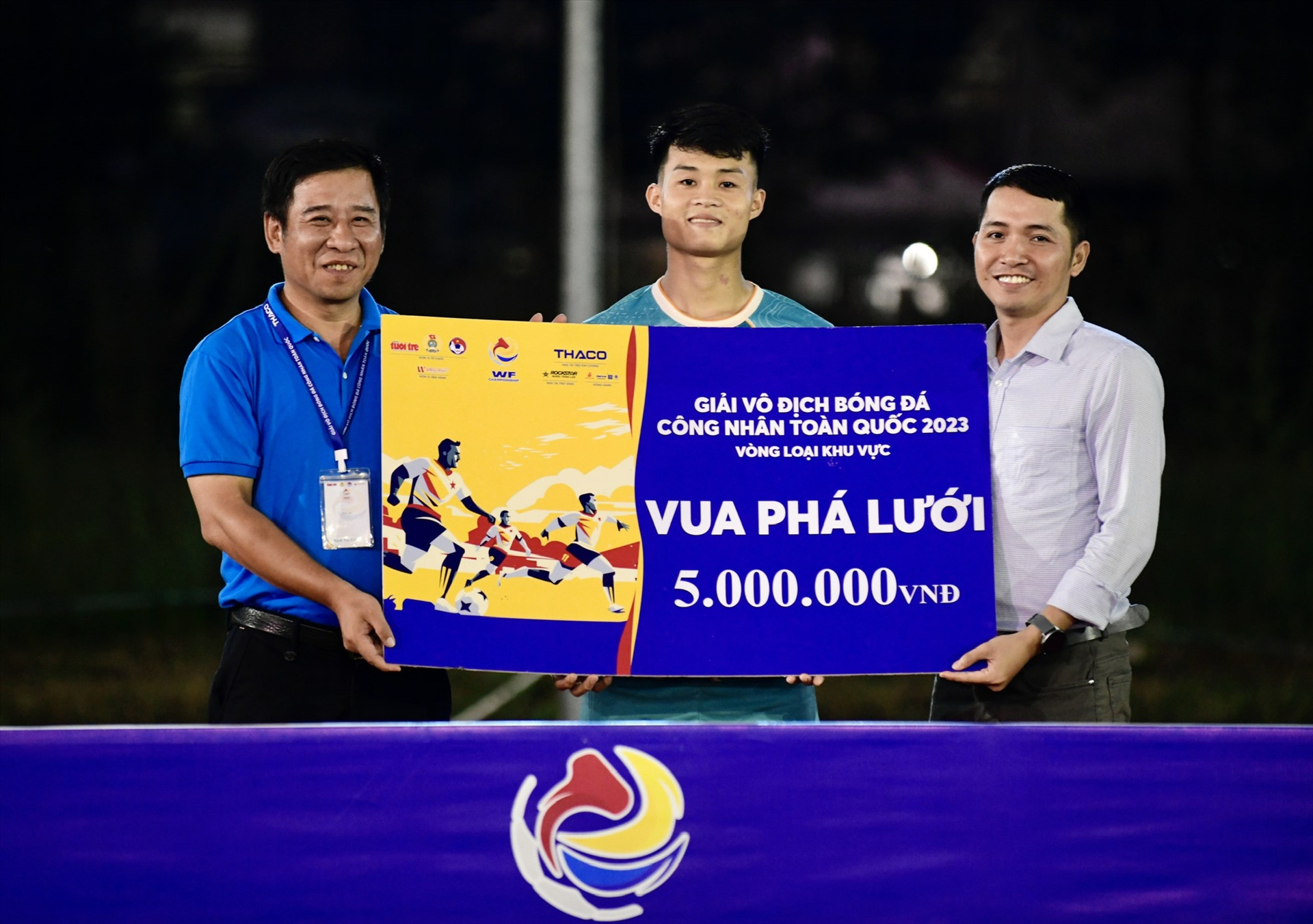 Cầu thủ Trần Văn Viên đạt danh hiệu vua phá lưới giải đấu vòng loại.