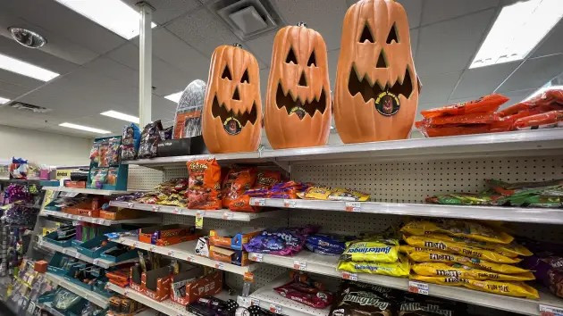 Cửa hàng bánh kẹo phục vụ mùa Halloween tại Mỹ. Ảnh: Gettyimage