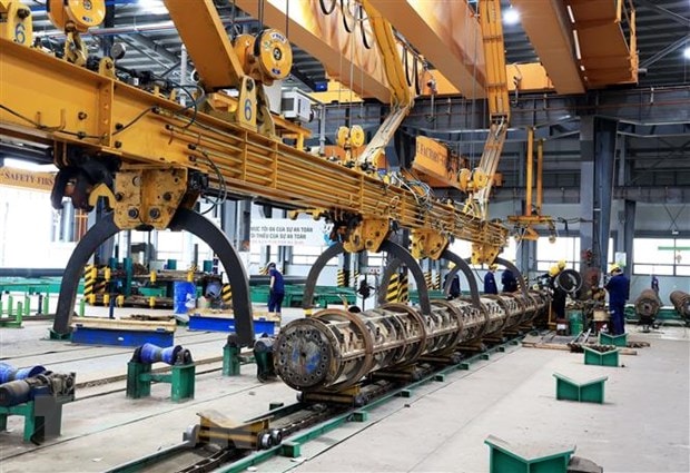 Nhà máy sản xuất cọc nhồi bêtông của Công ty Trách nhiệm Hữu hạn Một thành viên Công nghiệp GS Việt Nam (VGSI) tại Khu Công nghiệp chuyên sâu Phú Mỹ 3. (Ảnh: TTXVN)
