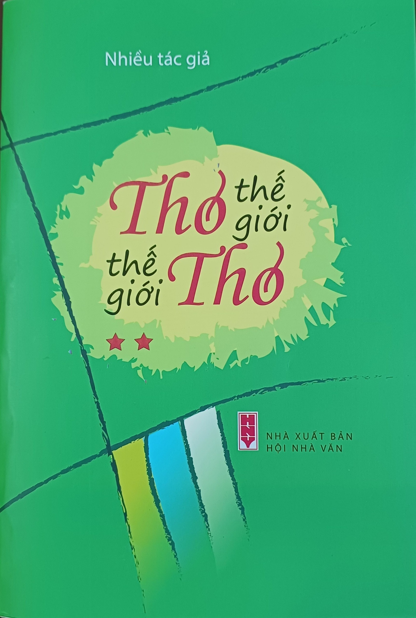 Bìa tập thơ “Thơ thế giới - Thế giới thơ”.