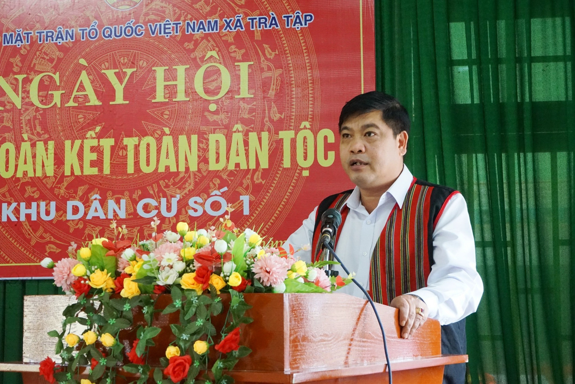 Đồng chí Nguyễn Mạnh Hà phát biểu tại ngày hội. Ảnh: PHÚ THIỆN