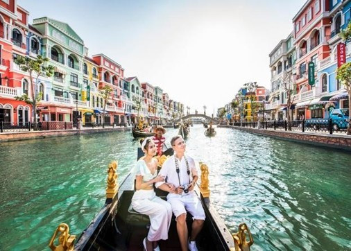 Trải nghiệm đi thuyền trên sông Venice tại Grand World Phú Quốc