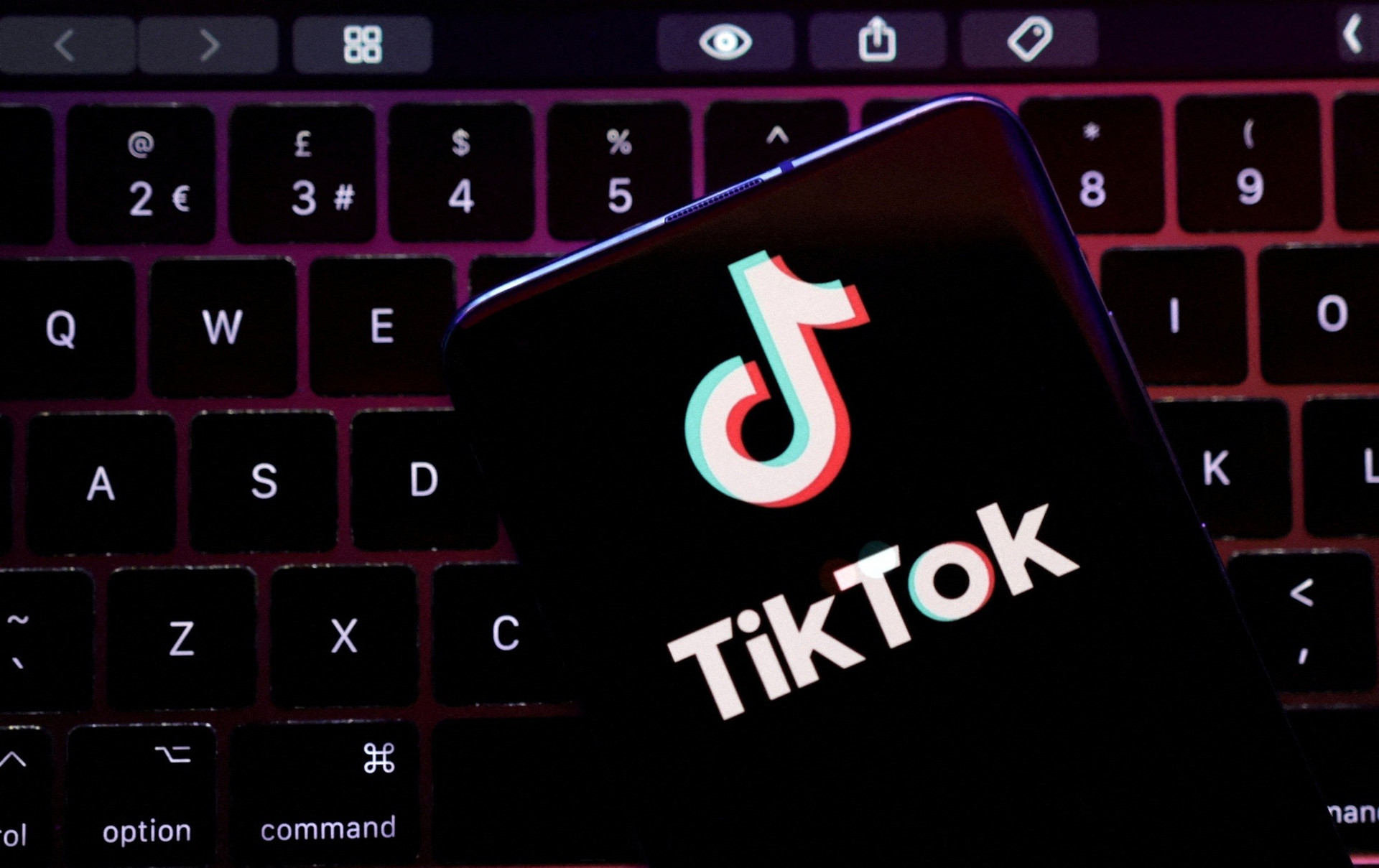 Nhiều quốc gia ngày càng siết chặt kiểm soát đối với TikTok
