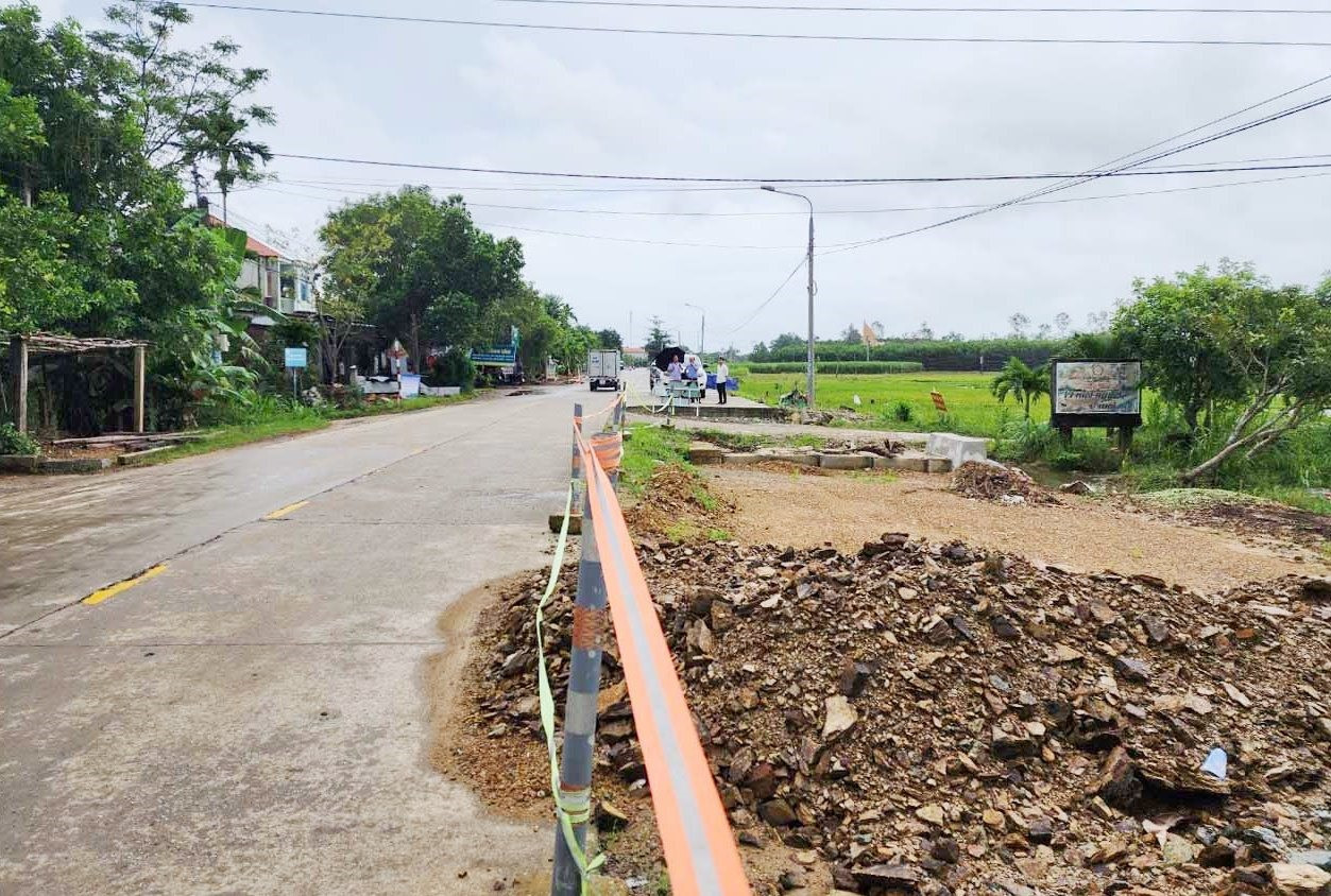 Vị trí đảm bảo an ninh trật tự thi công dự án cải tạo, nâng cấp Quốc lộ 14E tại xã Bình Định Bắc
