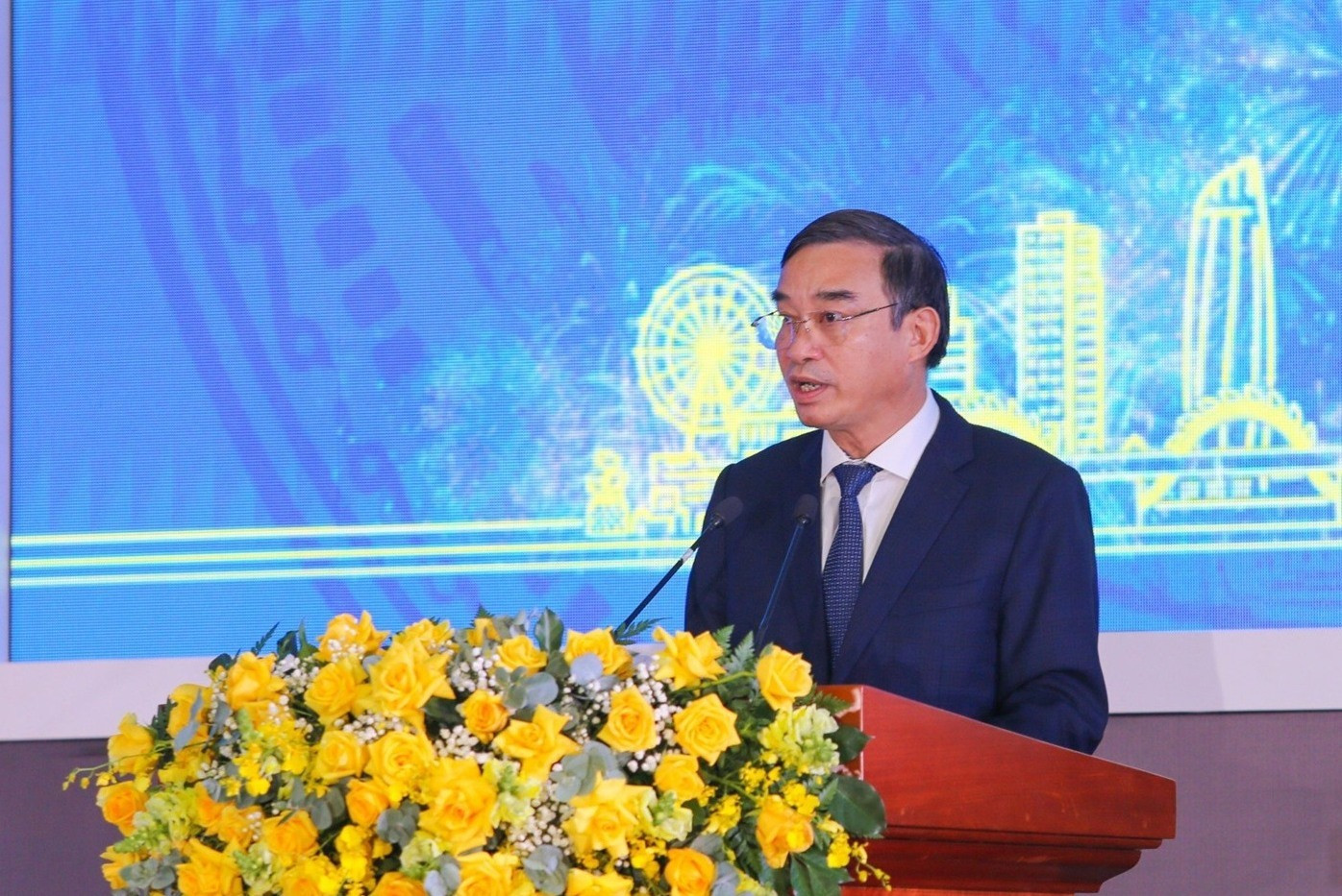 Chủ tịch UBND TP.Đà Nẵng Lê Trung Chinh phát biểu tại lễ công bố. Ảnh: Q.T