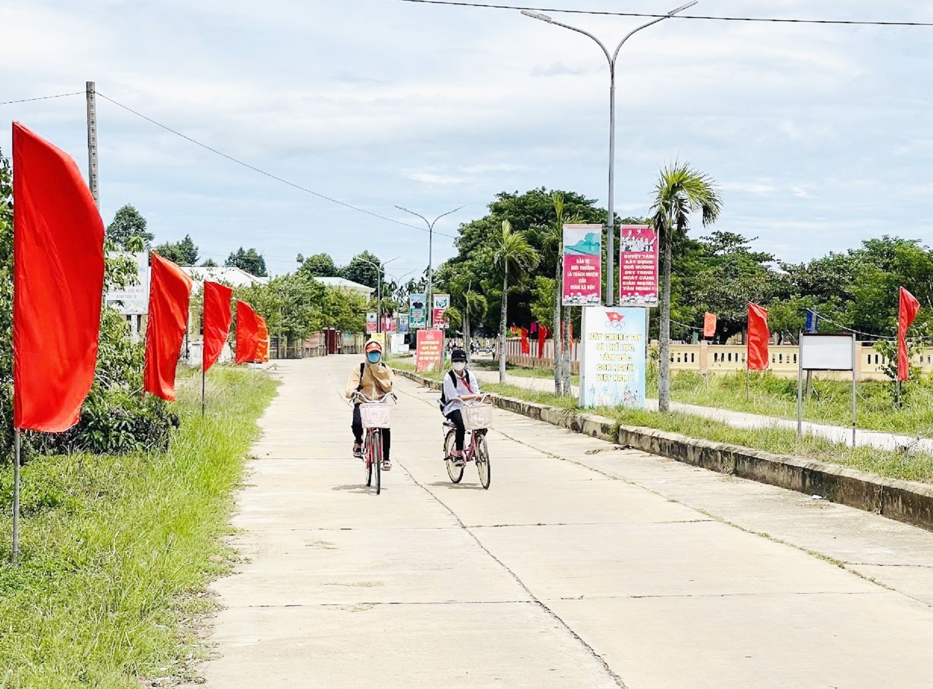 Diện mạo nông thôn Duy Trinh ngày càng khang trang. Ảnh: N.T