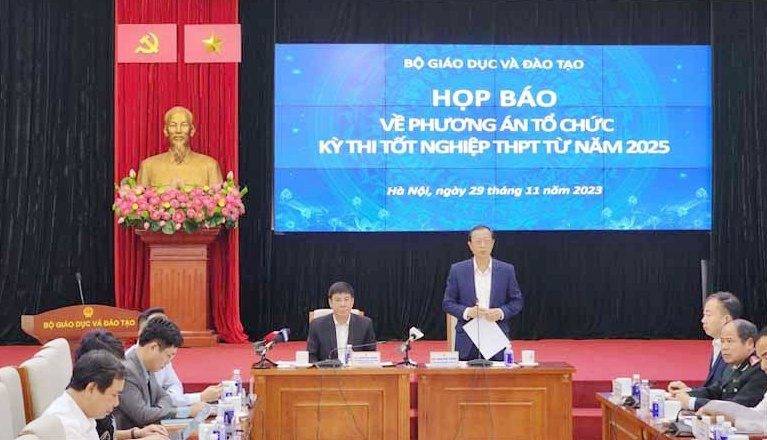 Quang cảnh buổi họp báo.