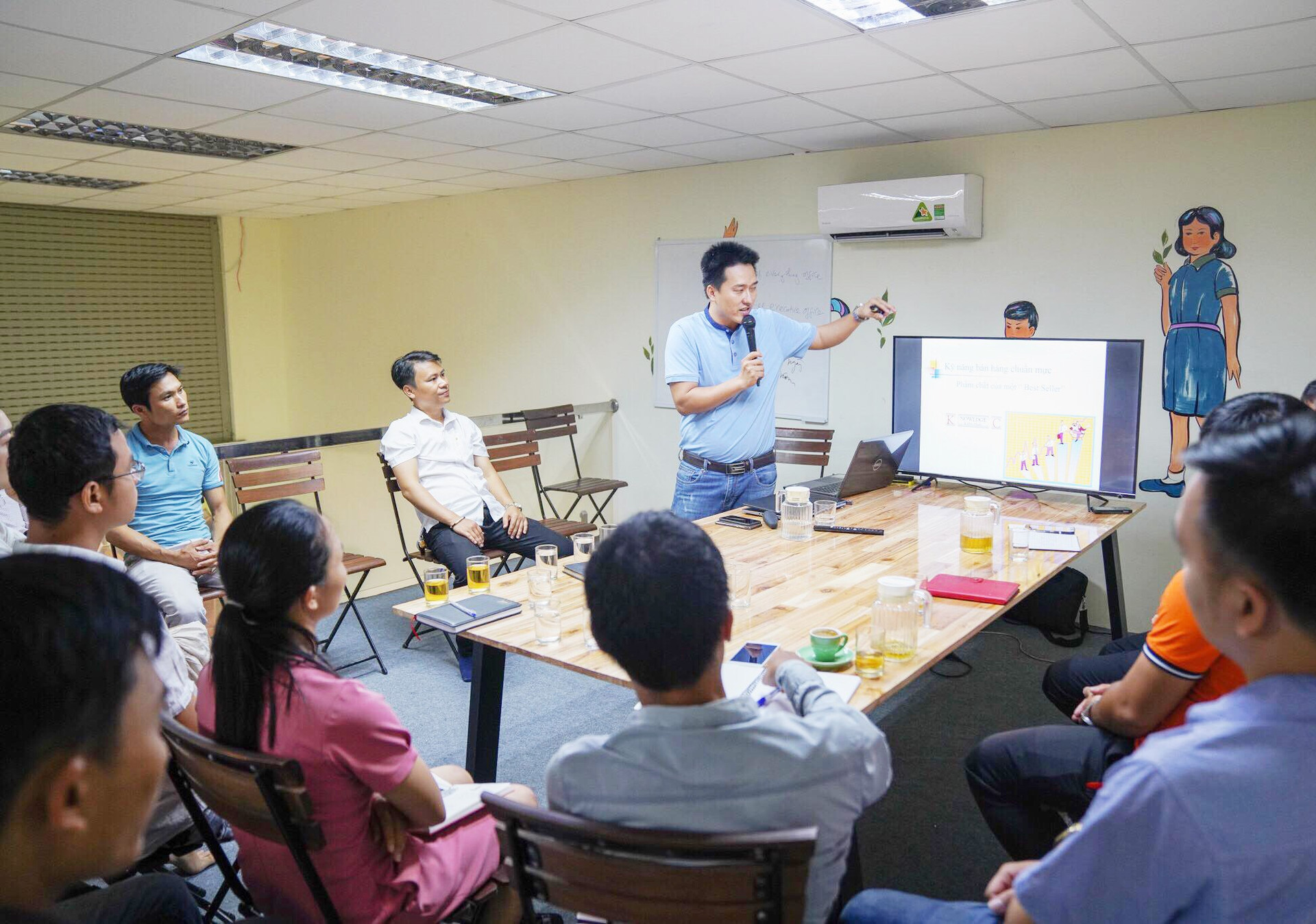 Trong Năm khởi nghiệp - Quảng Nam 2023, các hội KNST cấp huyện đã tổ chức nhiều lớp đào tạo kỹ năng cho hội viên. Ảnh: PHAN VINH
