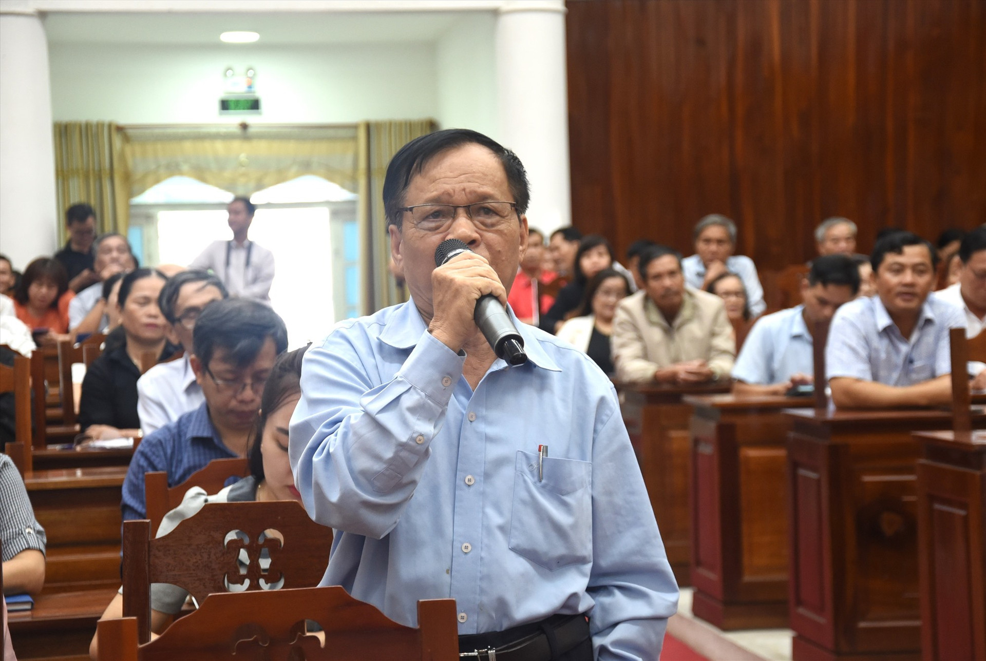 Cử tri Huỳnh Kim Xuân đề nghị nghiên cứu kỹ sáp nhập Tam Kỳ-Núi Thành-Phú Ninh. Ảnh: X.P