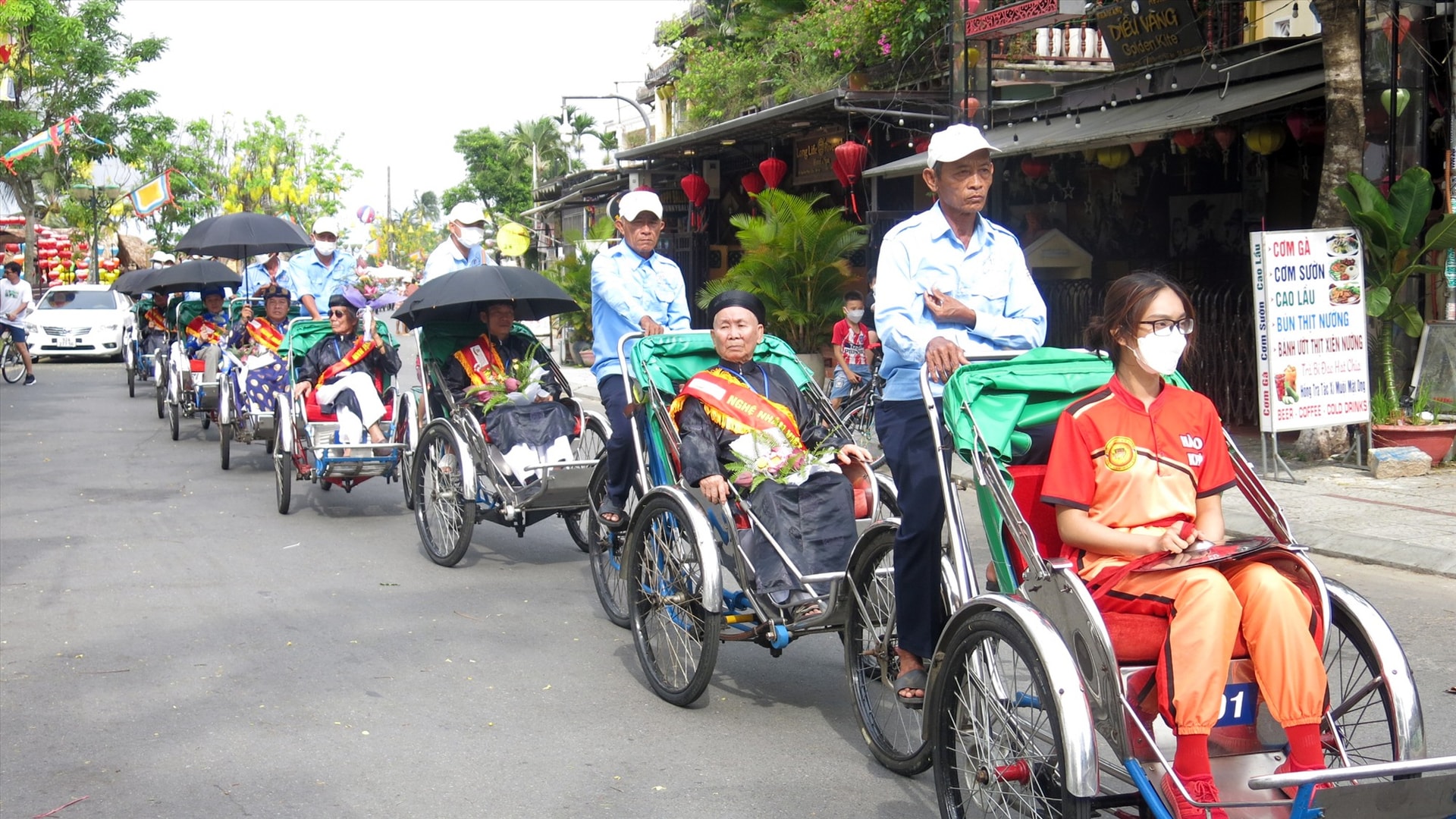 Trong bức tranh kinh tế Quảng Nam 2023, du lịch dịch vụ là điểm sáng. Ảnh TD