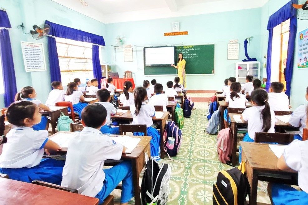 Cấp Tiểu học ở Thăng Bình được thống kê thiếu gần 100 giáo viên. Ảnh: VINH CHÂU