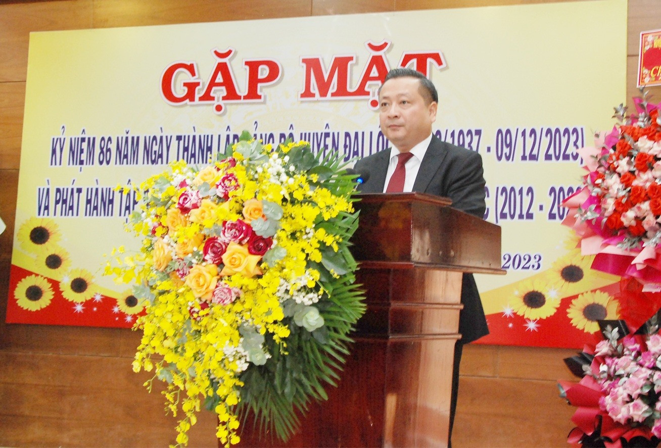 Bí thư Huyện ủy Nguyễn Hảo phát biểu tại buổi gặp mặt. Ảnh: N.D
