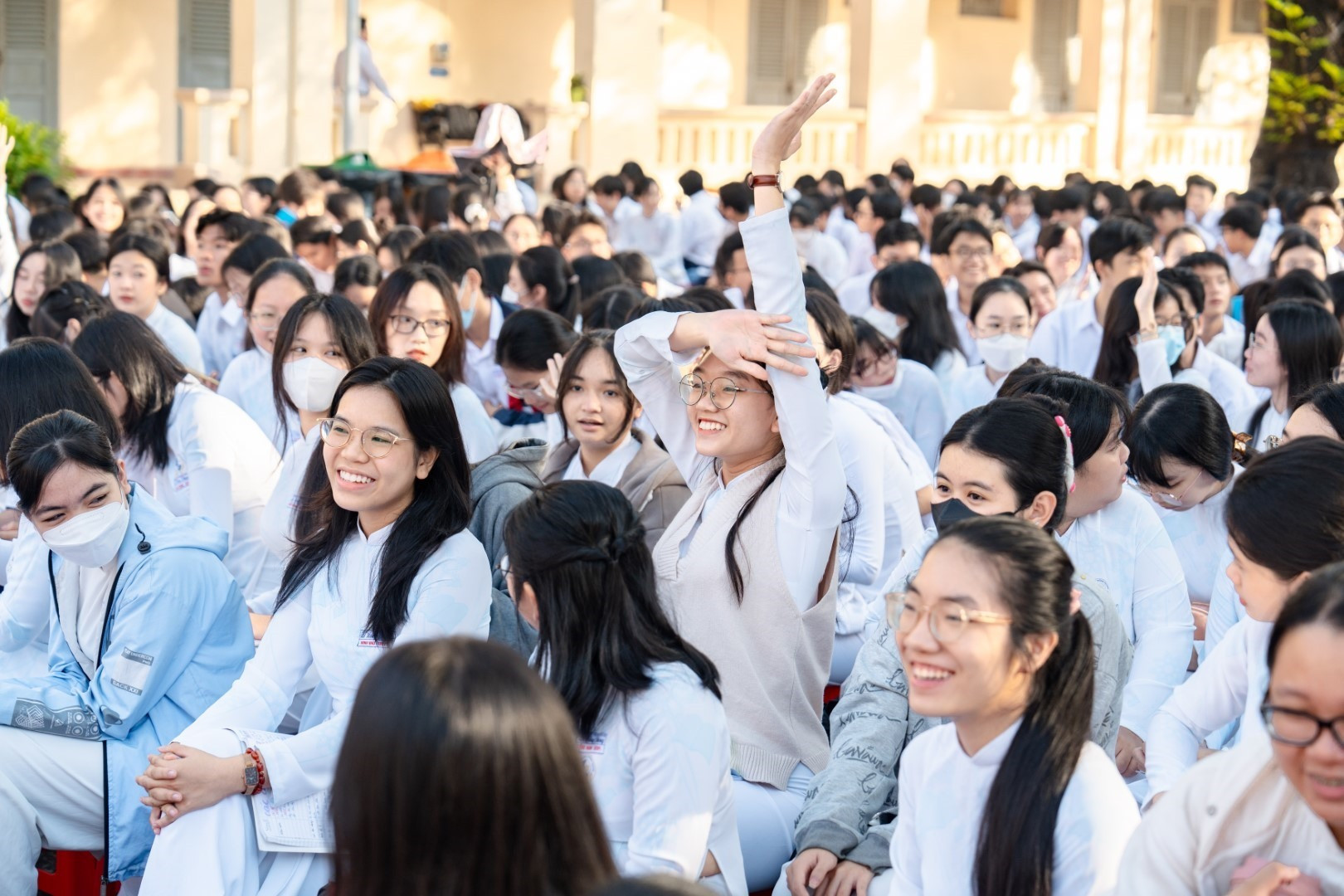 Hàng nghìn học sinh trường THPT Chuyên Lê Hồng Phong (TP.HCM) hào hứng với cuộc thi Tiếng nói Xanh.