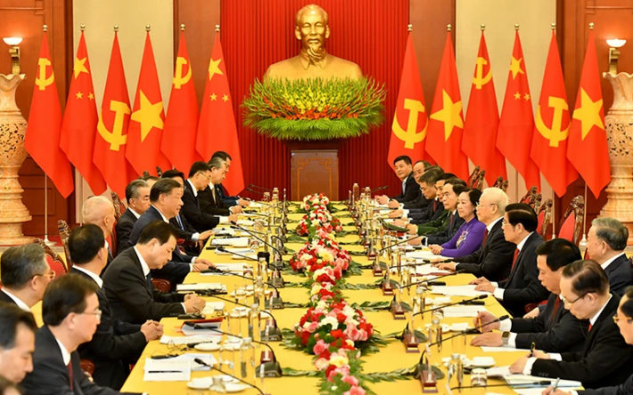 Tổng Bí thư Nguyễn Phú Trọng hội đàm với Tổng Bí thư, Chủ tịch Trung Quốc Tập Cận Bình. (Ảnh ĐĂNG KHOA)