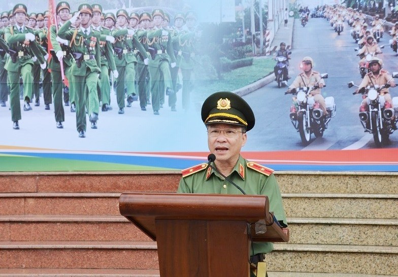 Thiếu tướng Nguyễn Đức Dũng, Giám đốc Công an tỉnh đã phát lệnh ra quân tấn công trấn áp tội phạm bảo đảm ANTT Tết Nguyên đán Giáp Thìn 2024.
