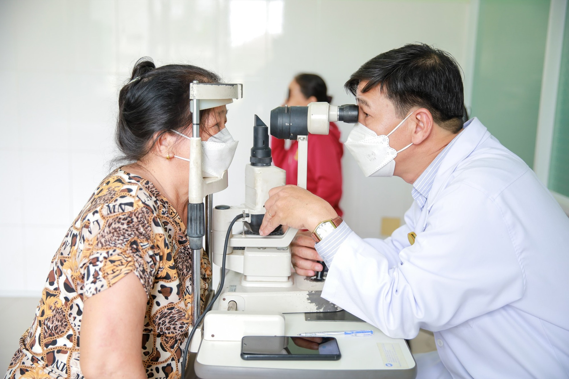 Hơn 6.800 người cao tuổi trong tỉnh được chăm sóc mắt. Ảnh: BV Mắt Quảng Nam