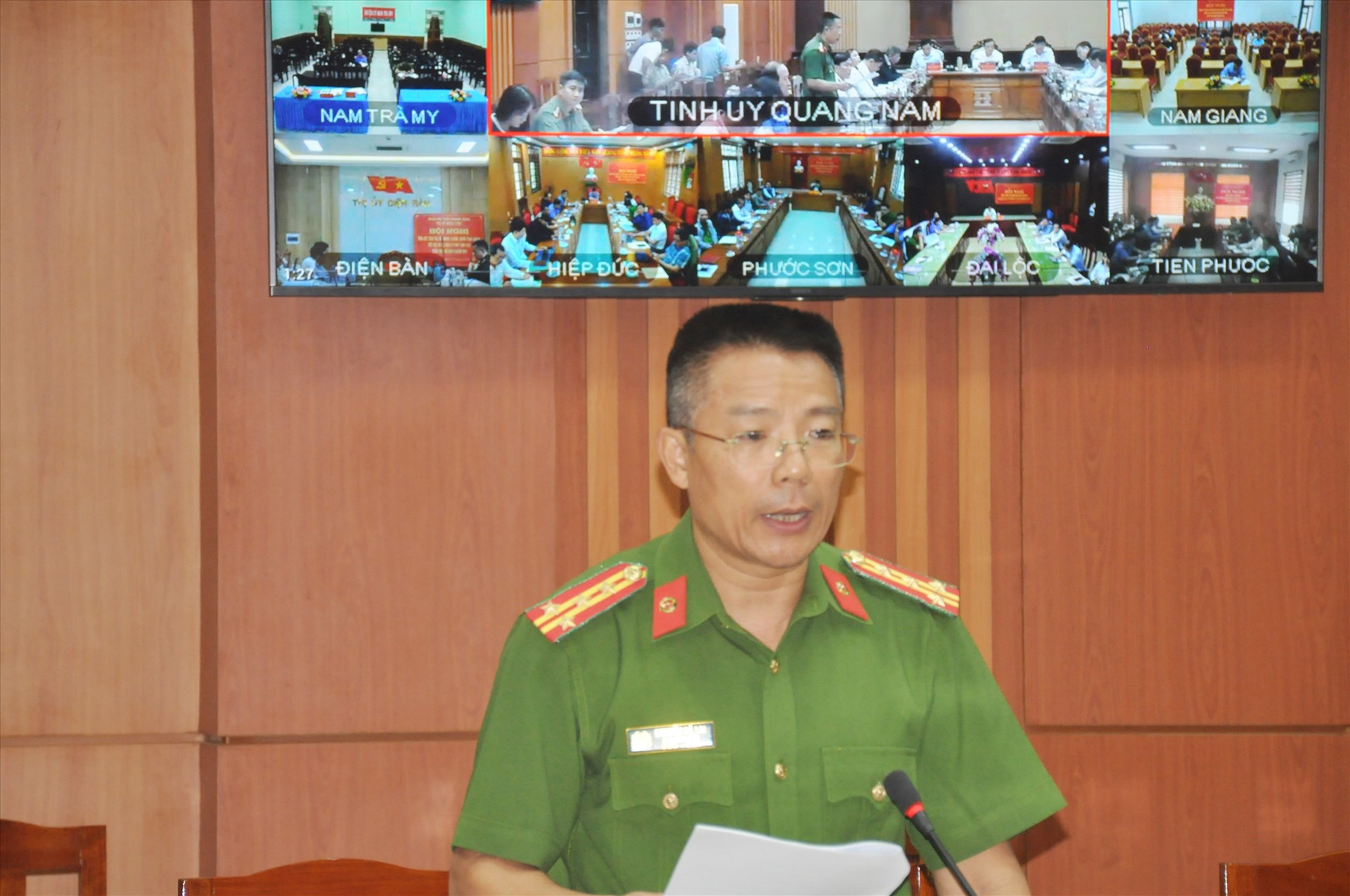 Đại tá Nguyễn Hà Lai - Phó Giám đốc Công an tỉnh phát biểu tại hội nghị. Ảnh: N.Đ