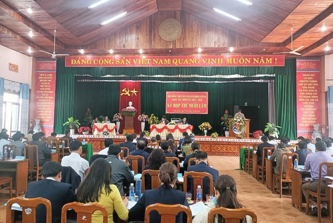 Kỳ họp thứ 15 HĐND huyện Đông Giang (khóa XII)