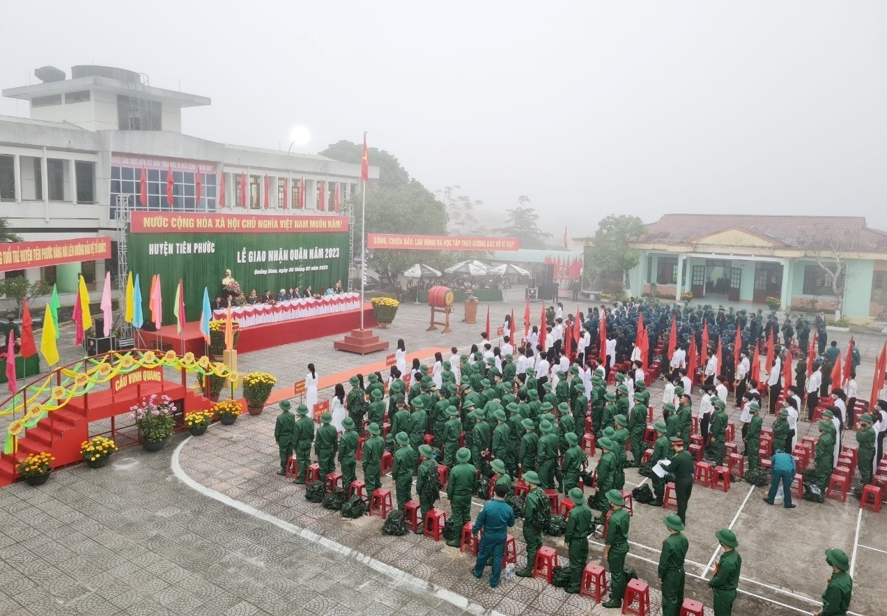 Lễ giao nhận quân tại huyện Tiên Phước năm 2023. Ảnh: D.L