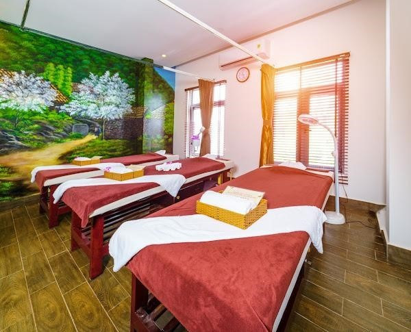 Herbal Spa là địa điểm lý tưởng để trải nghiệm massage thư giãn.