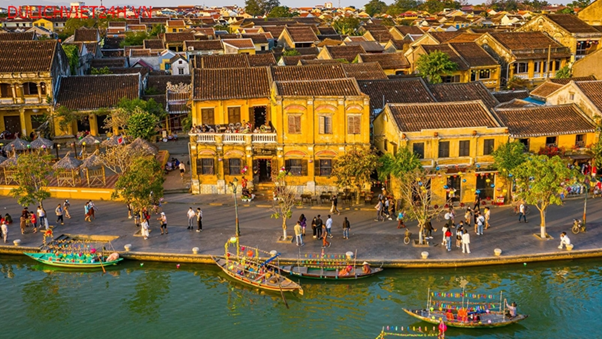 Dulichviet24h.vn mang đến một loạt dịch vụ du lịch Đà Nẵng đa dạng.