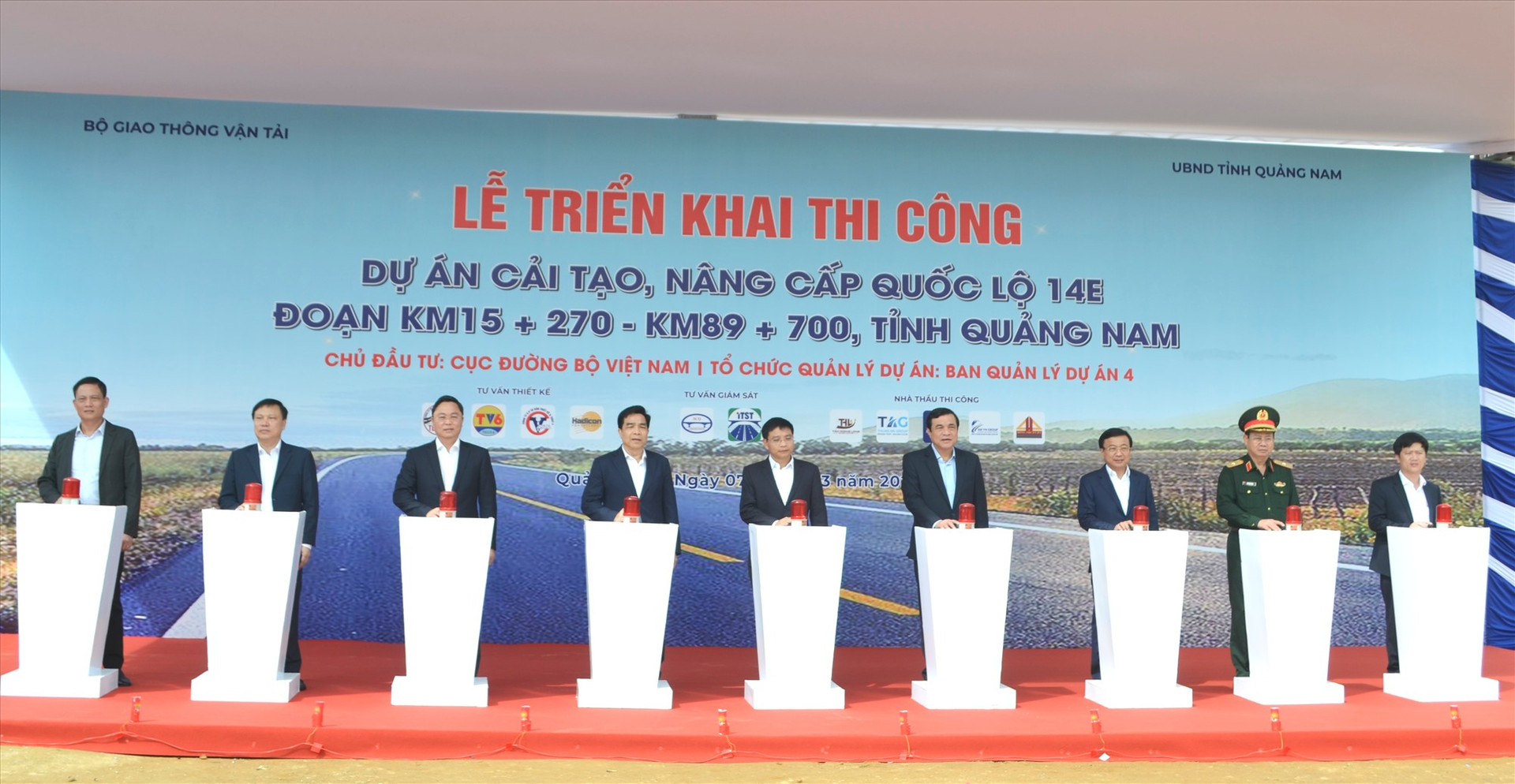 Bộ GTVT khởi công dự án cải tạo, nâng cấp quốc lộ 14E qua Quảng Nam vào ngày 7/3/2023. Ảnh: C.T