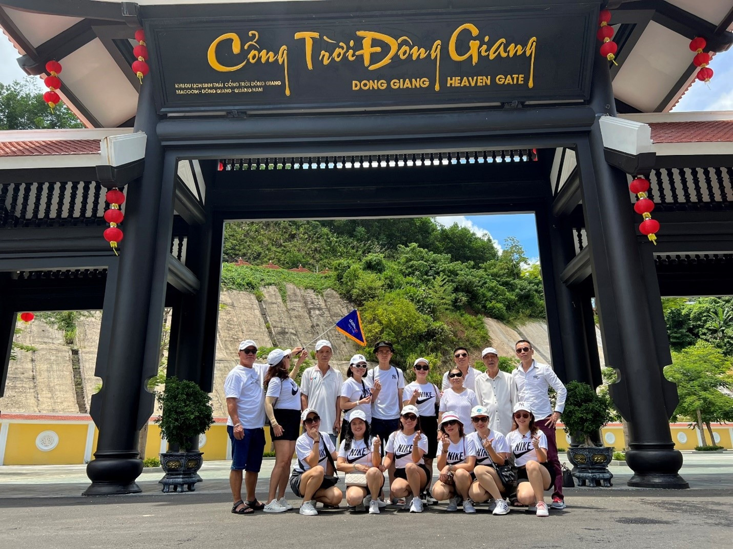 DANAGO tổ chức chuyên nghiệp tour Cổng Trời Đông Giang 2n1đ.