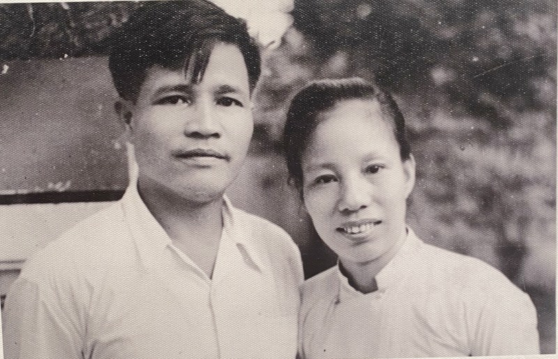 Vợ chồng Đại tướng Nguyễn Chí Thanh, Nguyễn Thị Cúc tại Hà Nội, năm 1957. Ảnh website “tuyengiao.vn”.